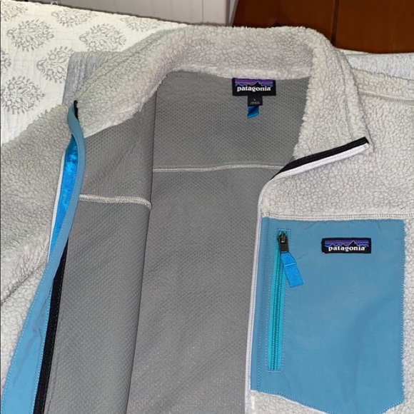 PATAGONIA LARGE COAT - Picture 2 of 5